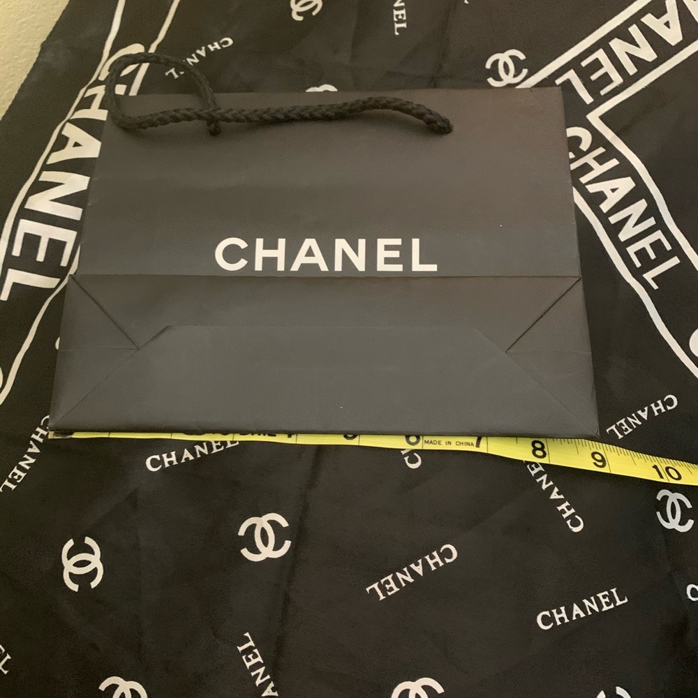 Chanel shopping bag